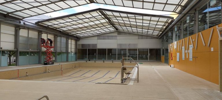 La piscina climatizada vuelve a abrir sus puertas para la temporada 2020/2021