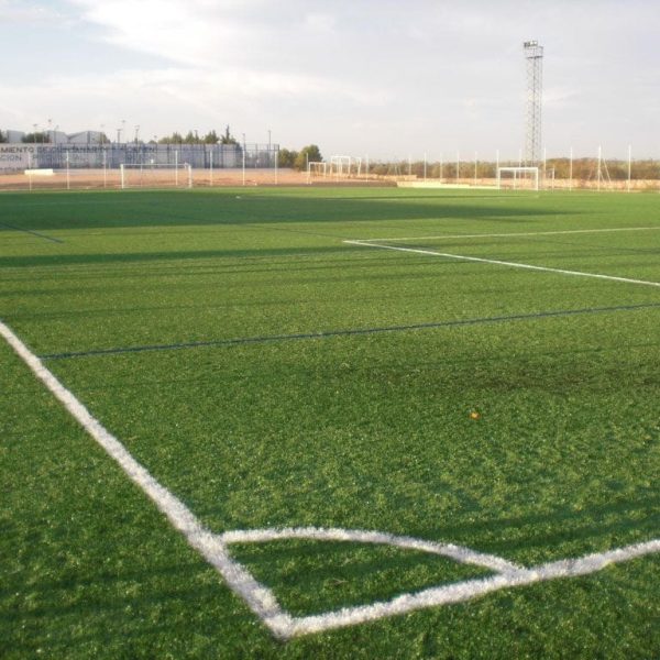 Sale a licitación la instalación del campo de césped artificial del Polideportivo Fred Galiana