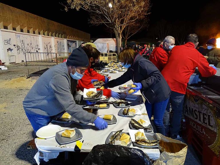 Quintanar se despidió de Don Carnal con el Entierro de la Sardina y la degustación de una gran sardinada Quintanar se despidió de Don Carnal con el Entierro de la Sardina y la degustación de una gran sardinada