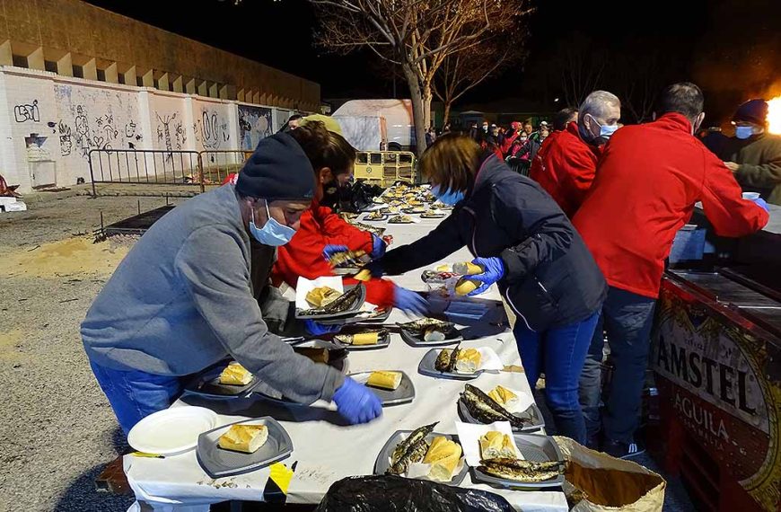 Quintanar se despidió de Don Carnal con el Entierro de la Sardina y la degustación de una gran sardinada