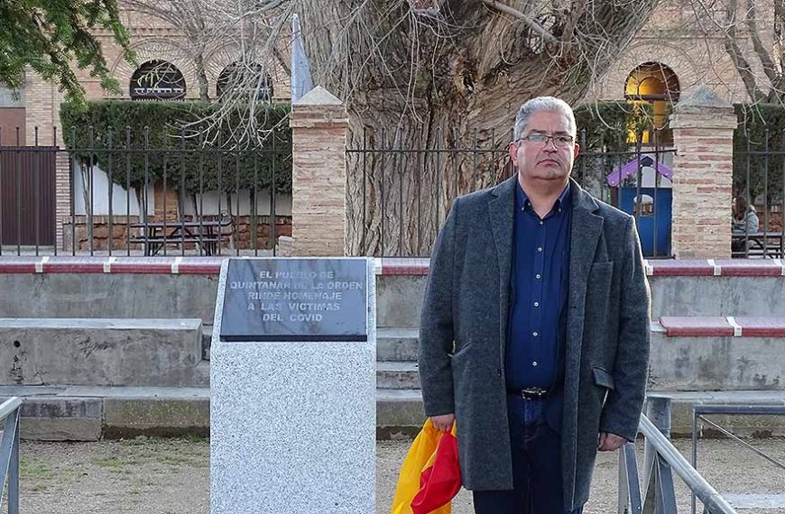 Quintanar de la Orden recuerda a las víctimas del Covid-19 con un monumento en la Plaza de las Palomas