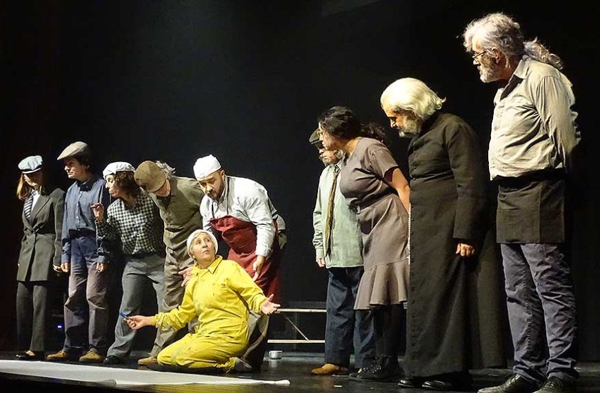 “La Visita de la Vieja Dama”, la representación teatral que arranca las ovaciones del público en Quintanar de la Orden