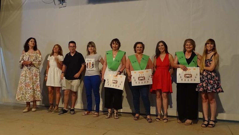 El CEPA Luis Vives clausura el curso con la entrega de titulaciones y diplomas