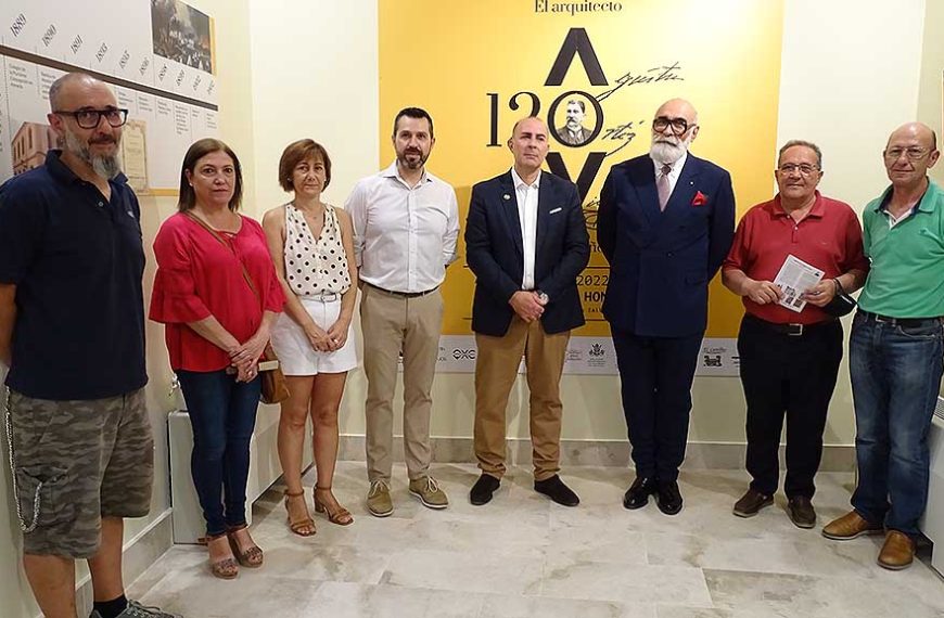 Agustín Ortiz de Villajos, un quintanareño ilustre, la exposición que acoge la Casa de Piedra para poner en valor la figura del arquitecto