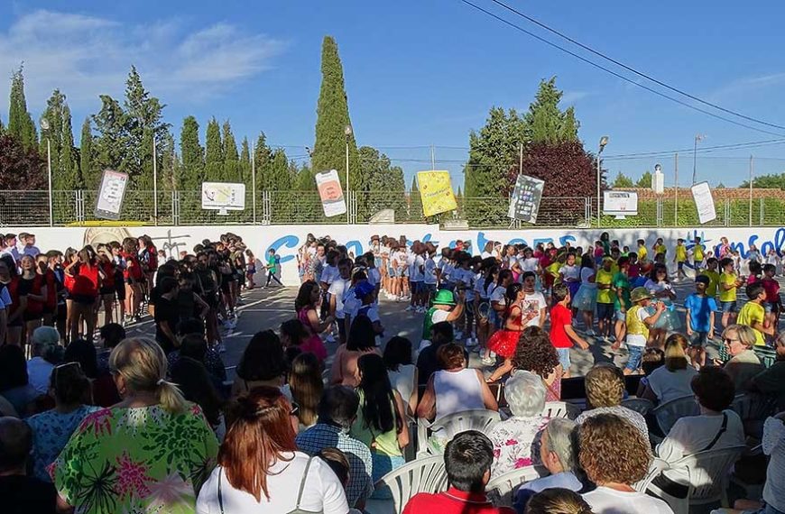 El Colegio Ntra. Sra. de la Consolación celebra el fin de curso con bailes y barbacoa solidaria