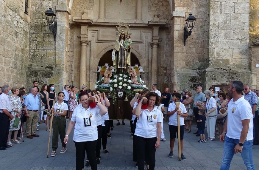 Quintanar de la Orden celebra la festividad de la Virgen del Carmen con triduo, misa y procesión