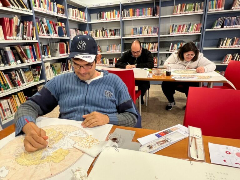 Castilla-La Mancha inaugura el primer Scriptorium del siglo XXI con la inclusión de personas con discapacidad intelectual