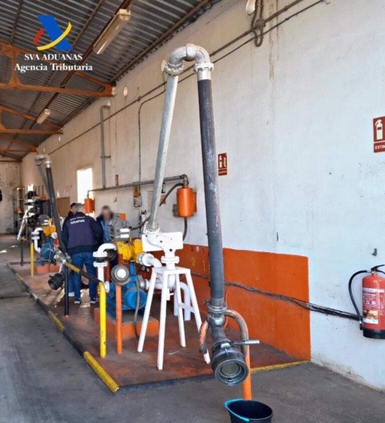 Desarticulan organización que defraudó 350.000 euros en el Impuesto Especial de Hidrocarburos en importante operación policial