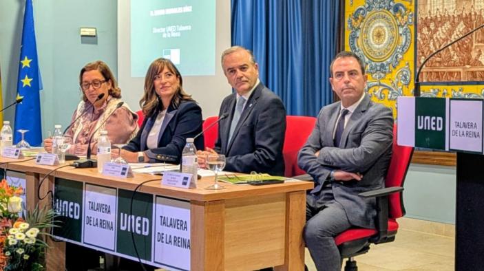 El Gobierno regional refuerza su compromiso con las universidades públicas para garantizar la igualdad de oportunidades en la educación.